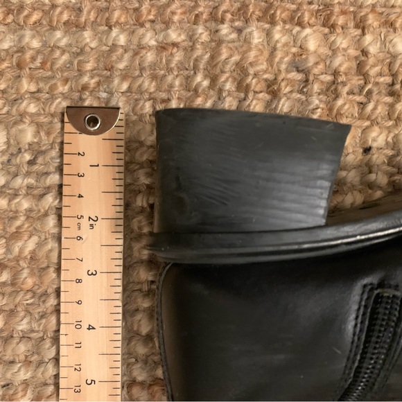 [SOLD] Italian-made genuine leather knee high boots - Picture 8 of 9